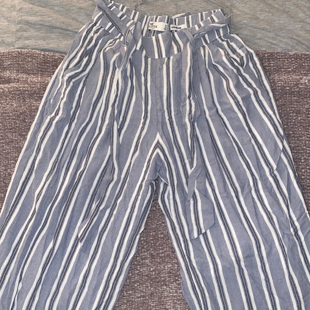Hollister High-Rise Capris